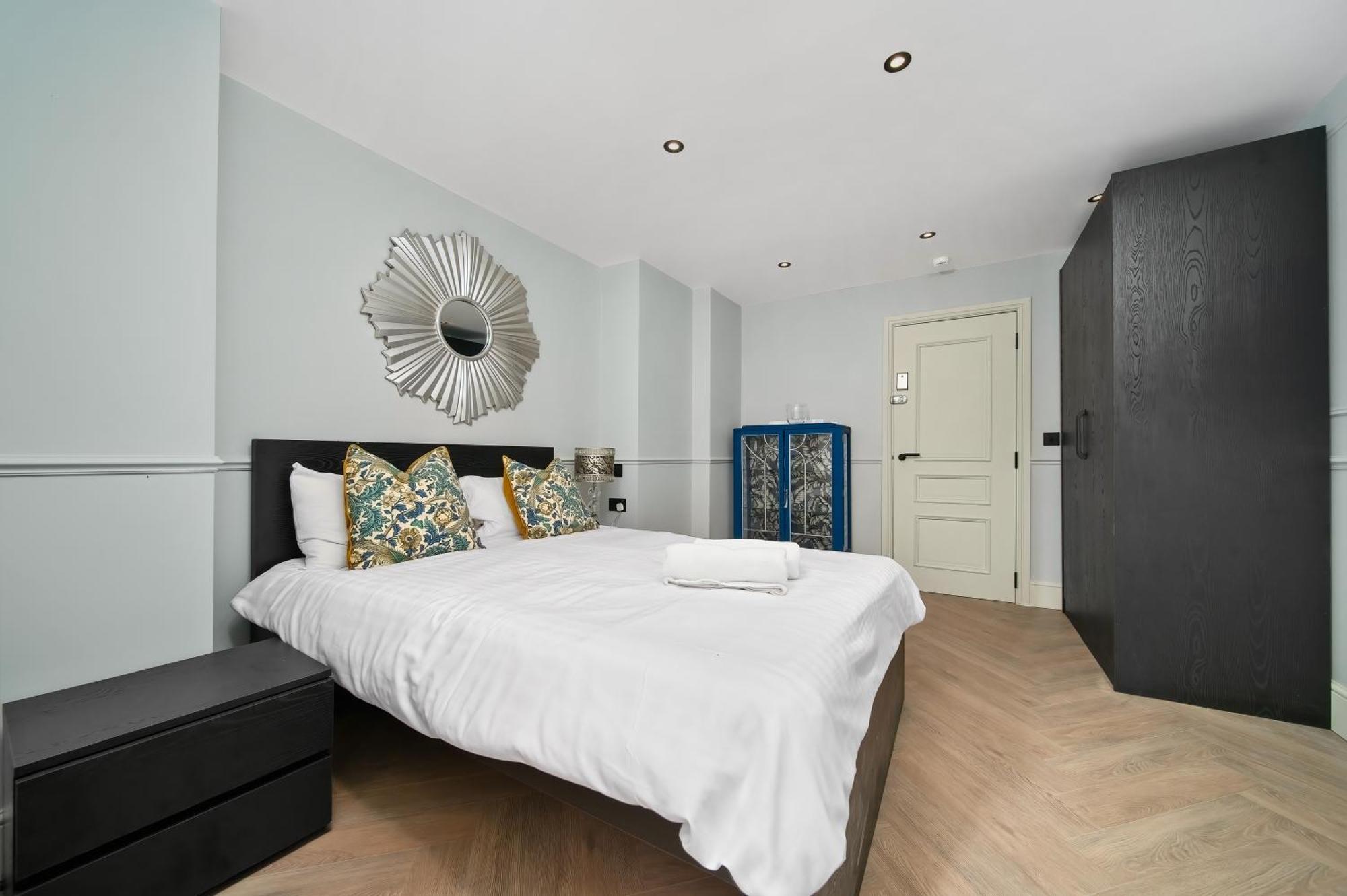 Nine Elms Modern Studio Apartments Лондон Экстерьер фото