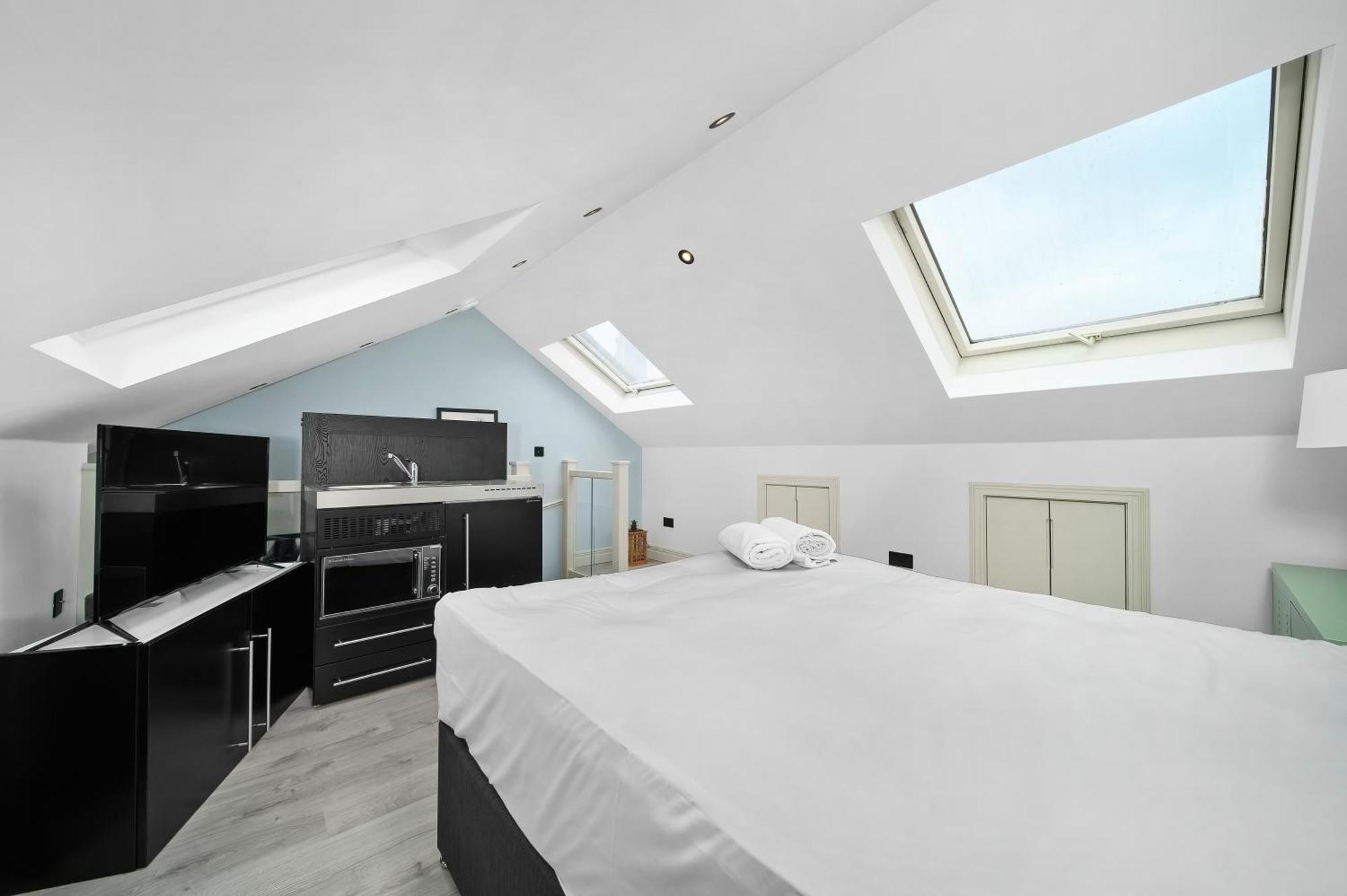 Nine Elms Modern Studio Apartments Лондон Экстерьер фото